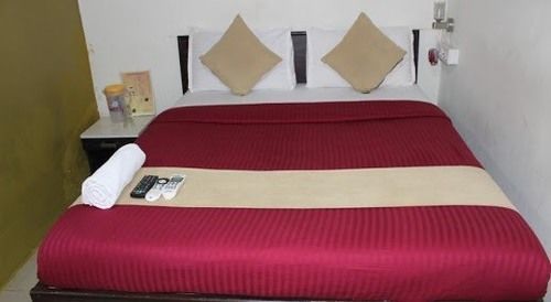 Hotel Saffron Inn Mumbai Ngoại thất bức ảnh